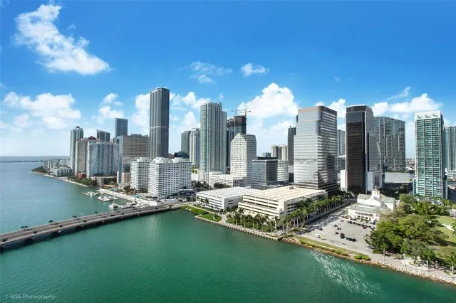 $3,700 | 701 Brickell Key Boulevard, Unit 2501, Miami, FL 33131