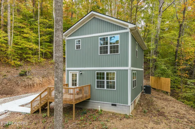 $304,800 | 170 Lone Mountain Road, Andersonville, TN 37705