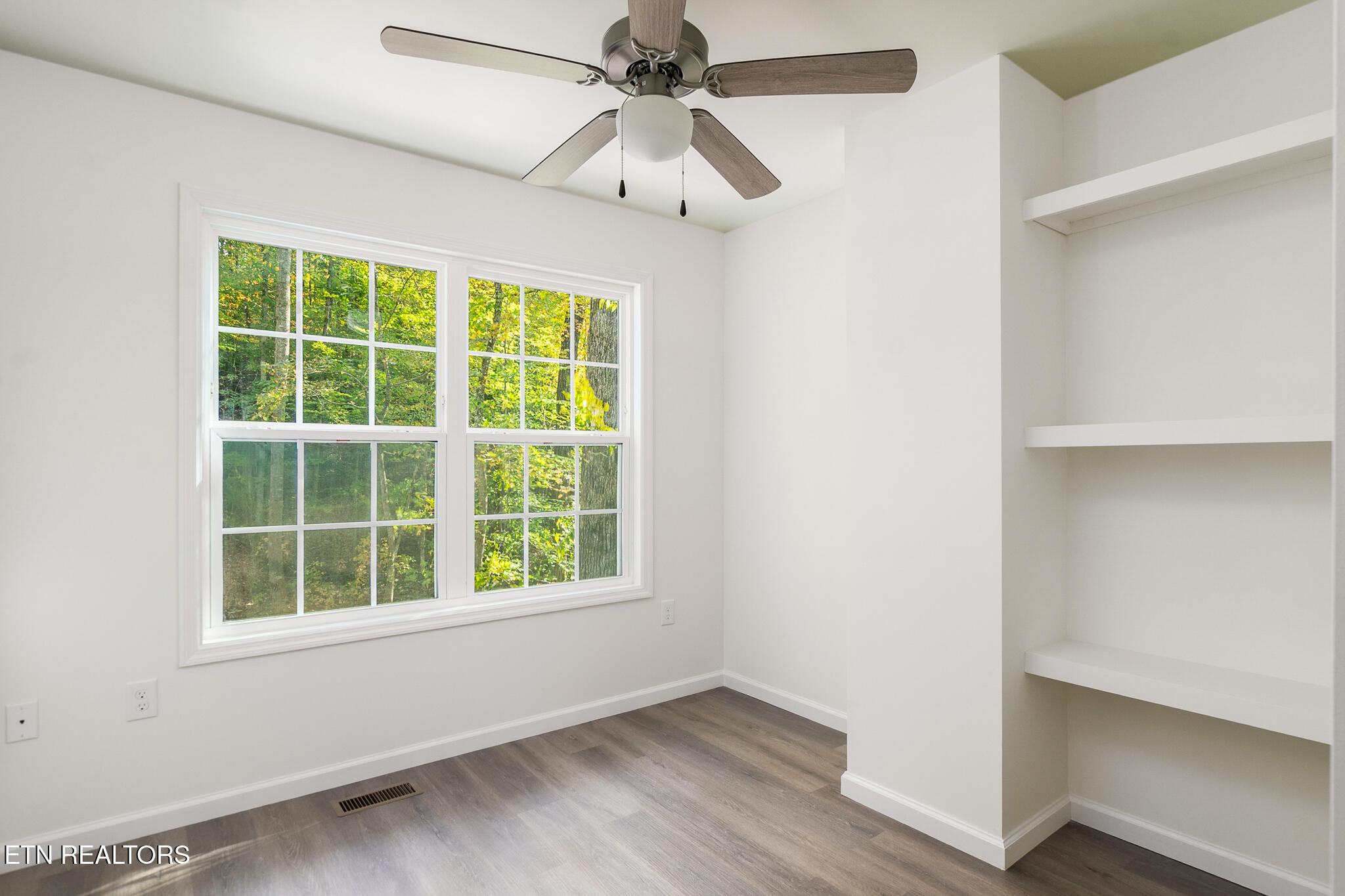 170 Lone Mountain Road Andersonville, TN 37705 - Photo 24 of 33 Office/sleeping room