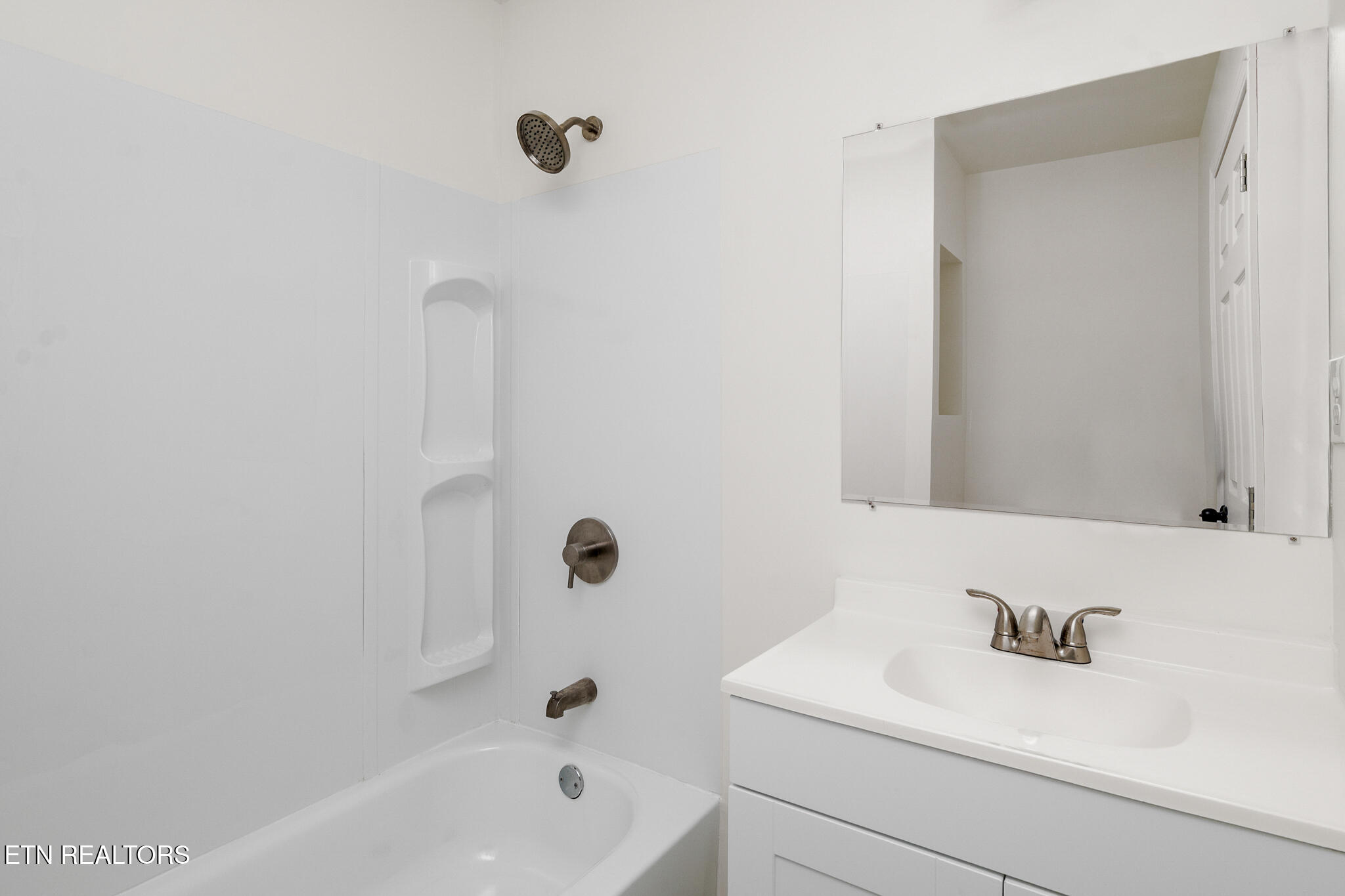 170 Lone Mountain Road Andersonville, TN 37705 - Photo 26 of 33 Bathroom 2