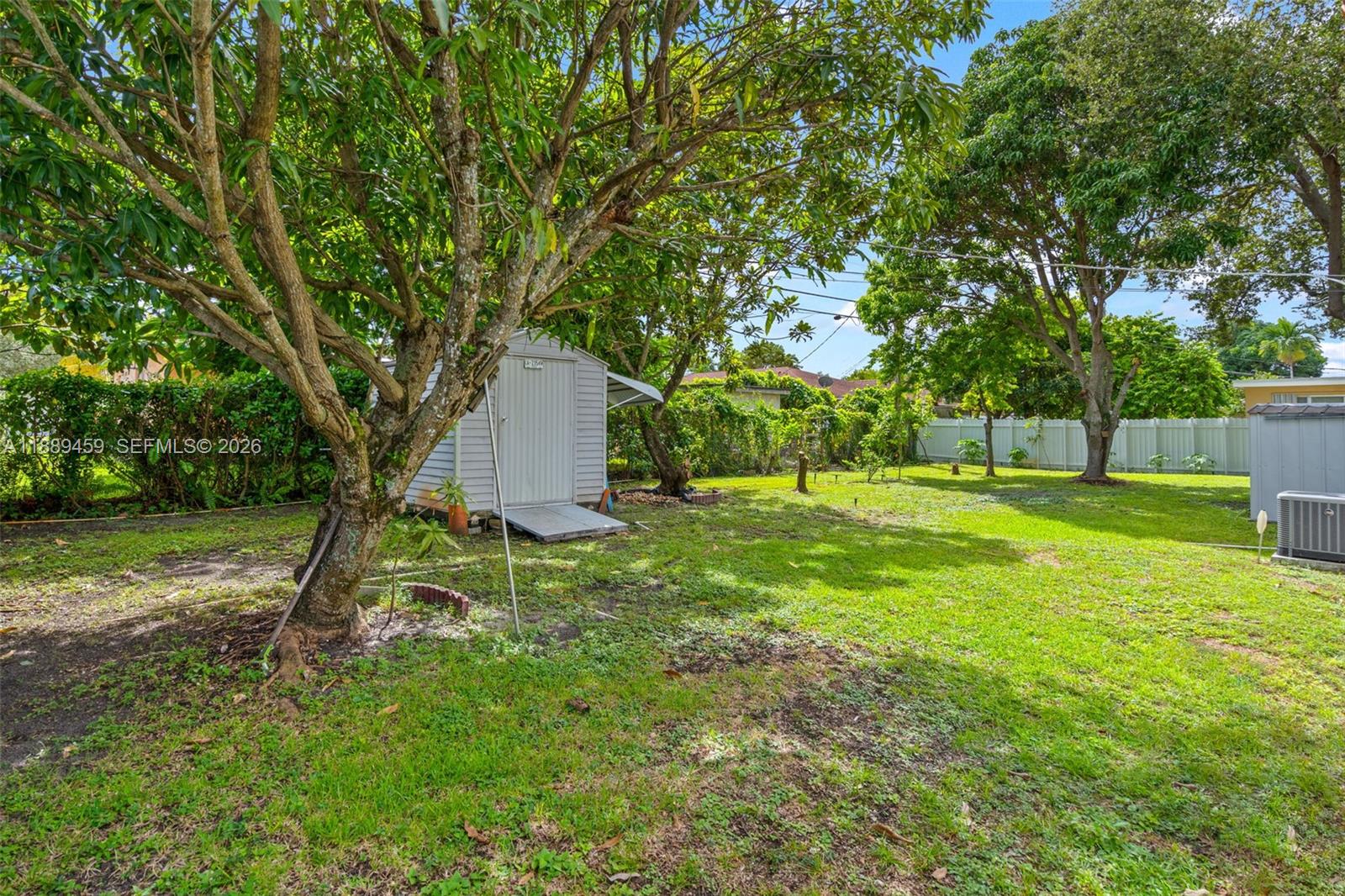 5340 Southwest 5th Street Miami, FL 33134 - Photo 33 of 43