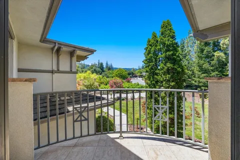 $10,949,888 | 20040 Spaich Court, Saratoga, CA 95070