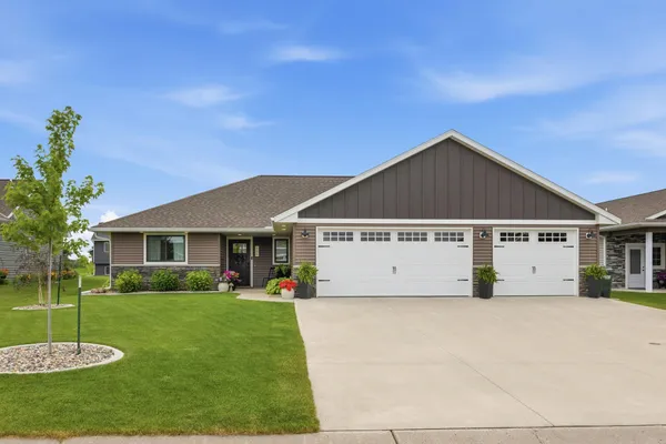 $515,000 | 126 Detroit Avenue Southeast, Hutchinson, MN 55350