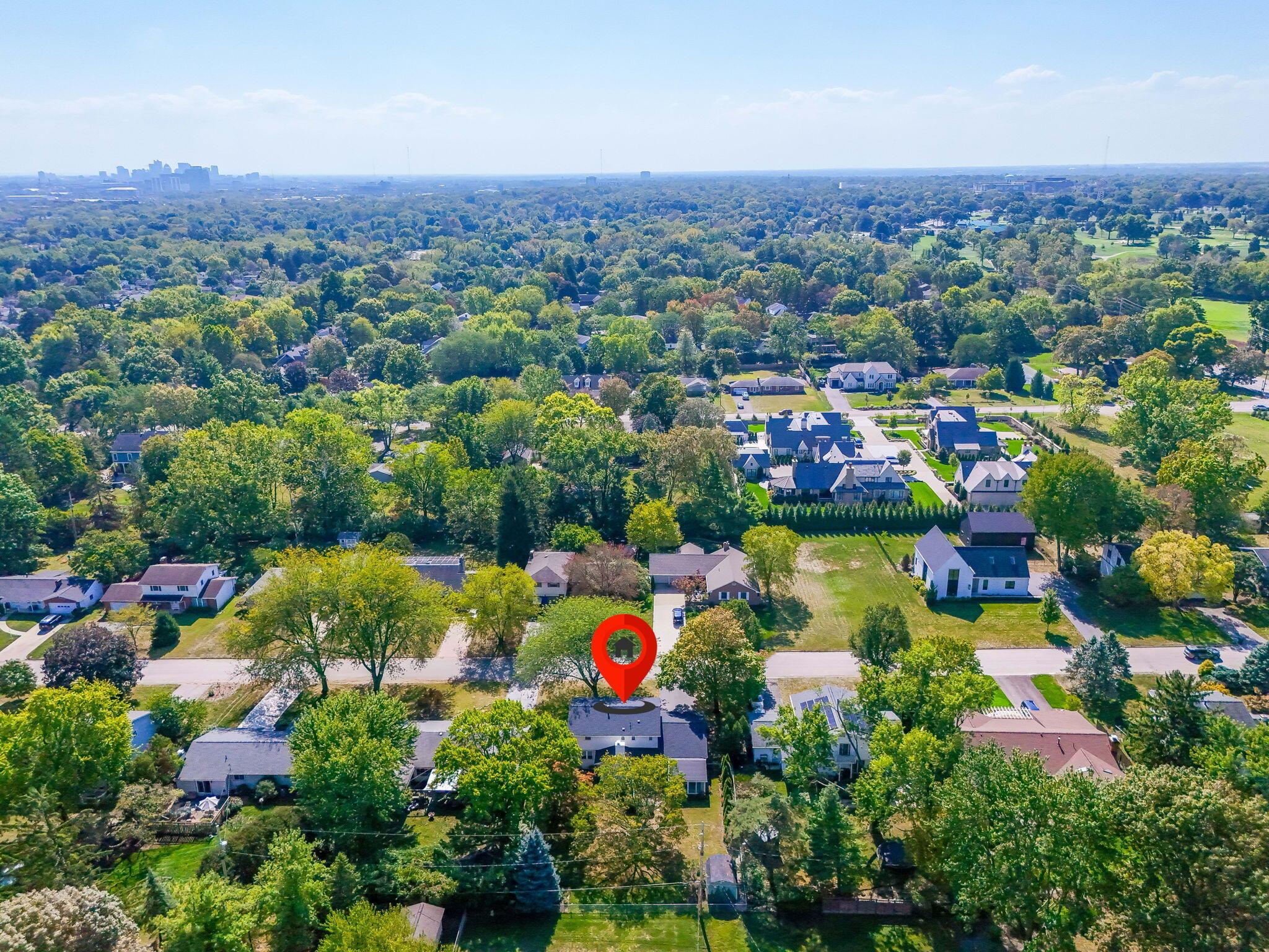 1060 Woodmere Road Columbus, OH 43220 - Photo 14 of 94 1060 Woodmere (Drone)-13 - Copy