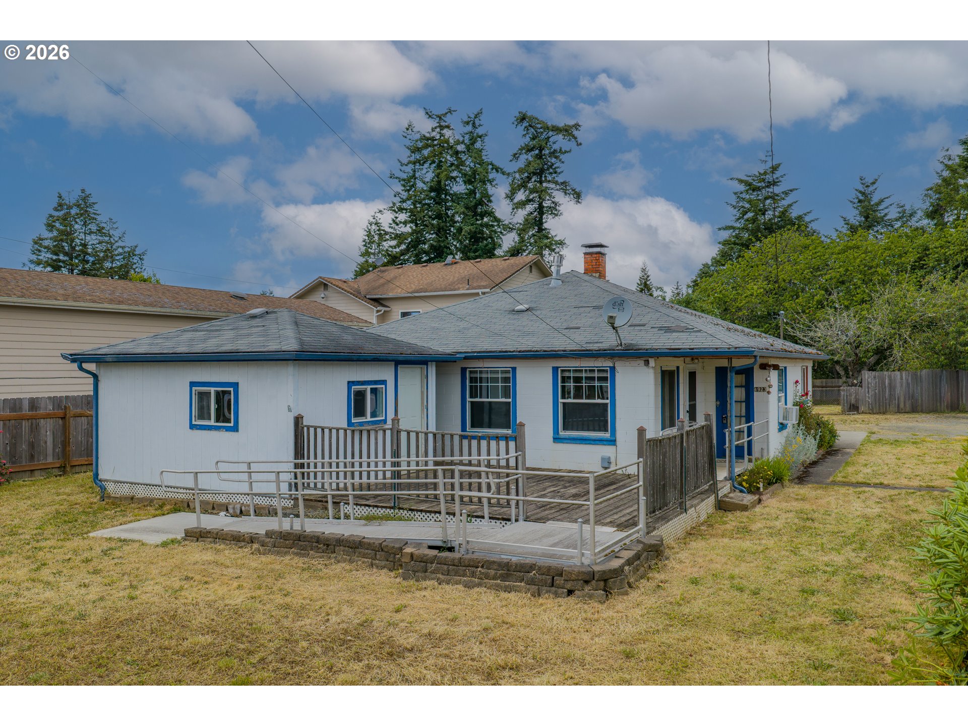 1923 Maple Street Myrtle Point, OR 97458 - Photo 1 of 37