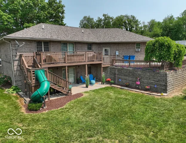 $415,000 | 1201 10th Street, Covington, IN 47932