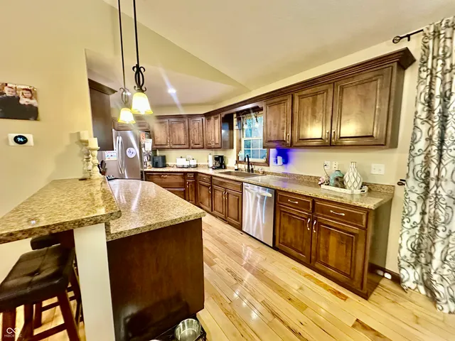 $415,000 | 1201 10th Street, Covington, IN 47932