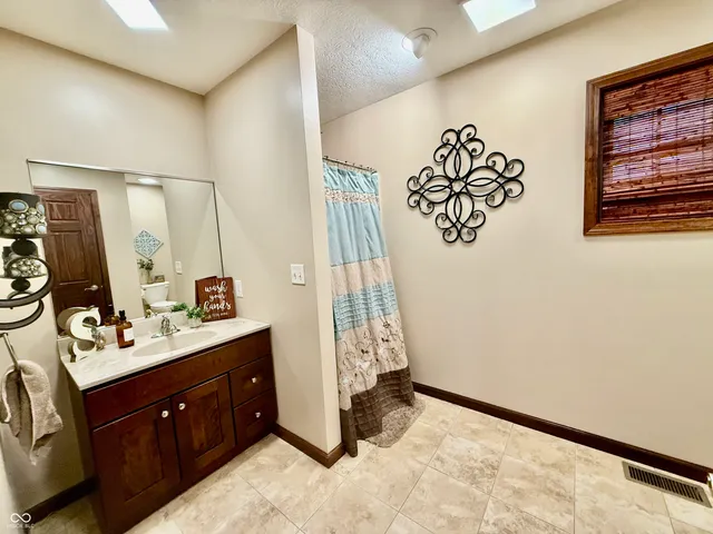 $415,000 | 1201 10th Street, Covington, IN 47932