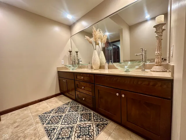 $415,000 | 1201 10th Street, Covington, IN 47932