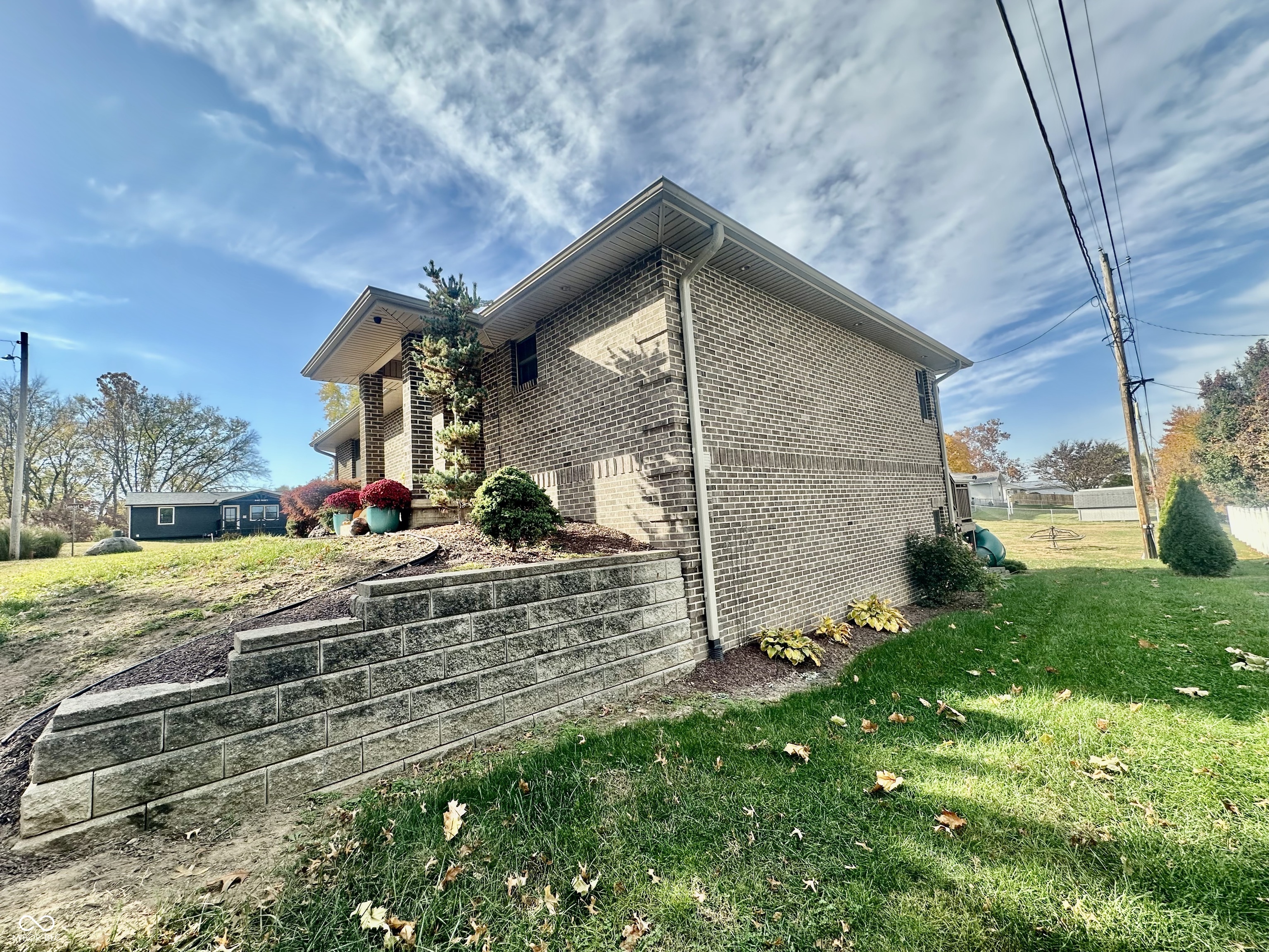 1201 10th Street Covington, IN 47932 - Photo 6 of 63