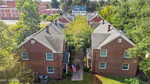 $1,300 | 514 Broad Street, New Bern, NC 28560