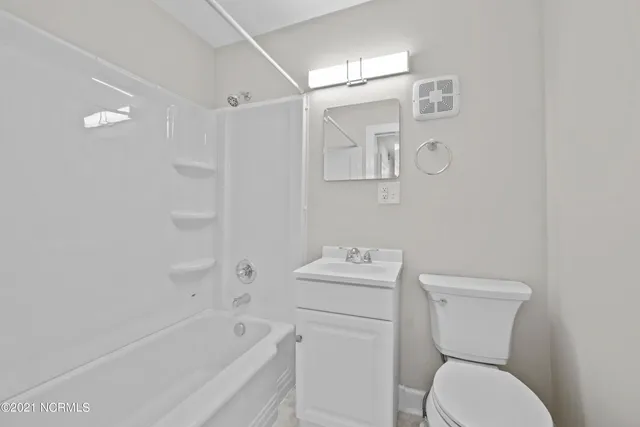 $1,300 | 514 Broad Street, New Bern, NC 28560