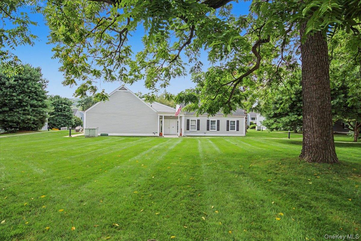 902 Commons Way, Unit D Fishkill, NY 12524 - Photo 7 of 38 Delightful clubhouse