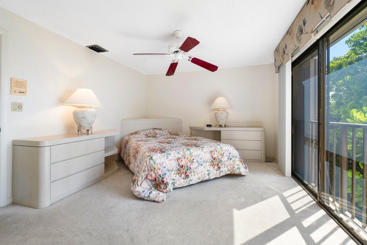 17570 Bocaire Way Boca Raton, FL 33487 - Photo 29 of 56 029-17570BocaireWay-BocaRaton-FL-33487-S