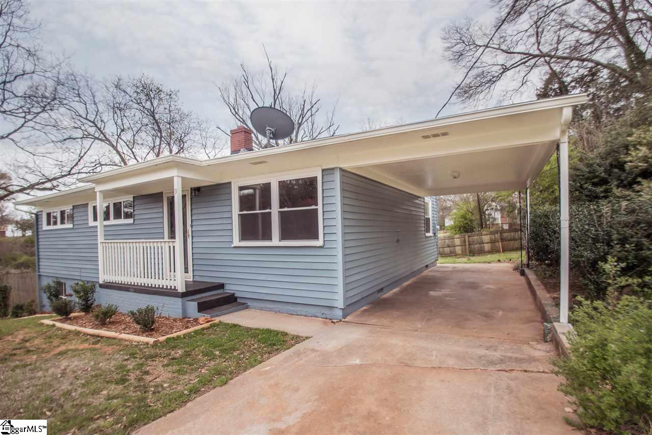 9 Collinson Road Greenville, SC 29605 - Photo 1 of 35 Gallery Image 1