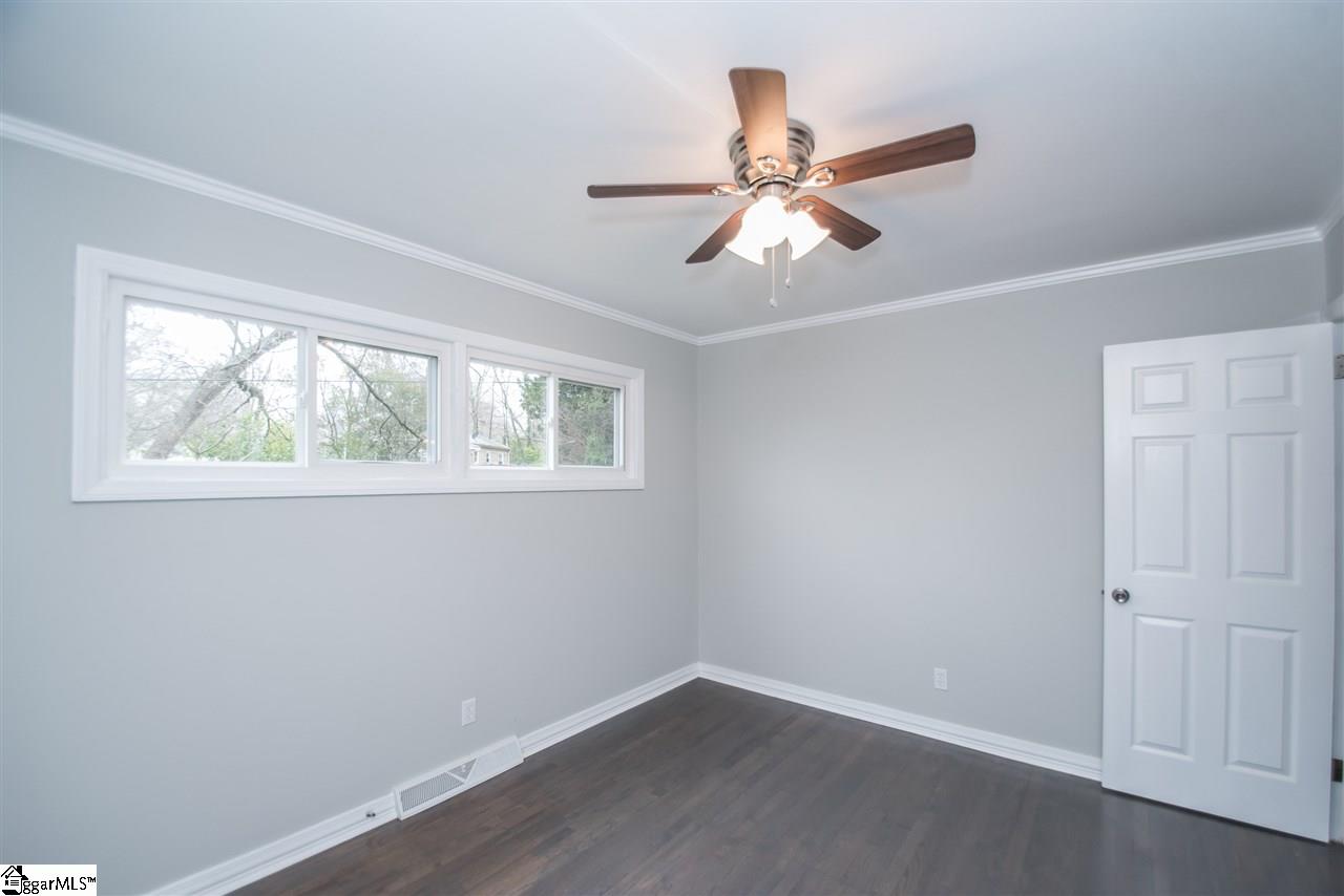9 Collinson Road Greenville, SC 29605 - Photo 20 of 35 Gallery Image 20