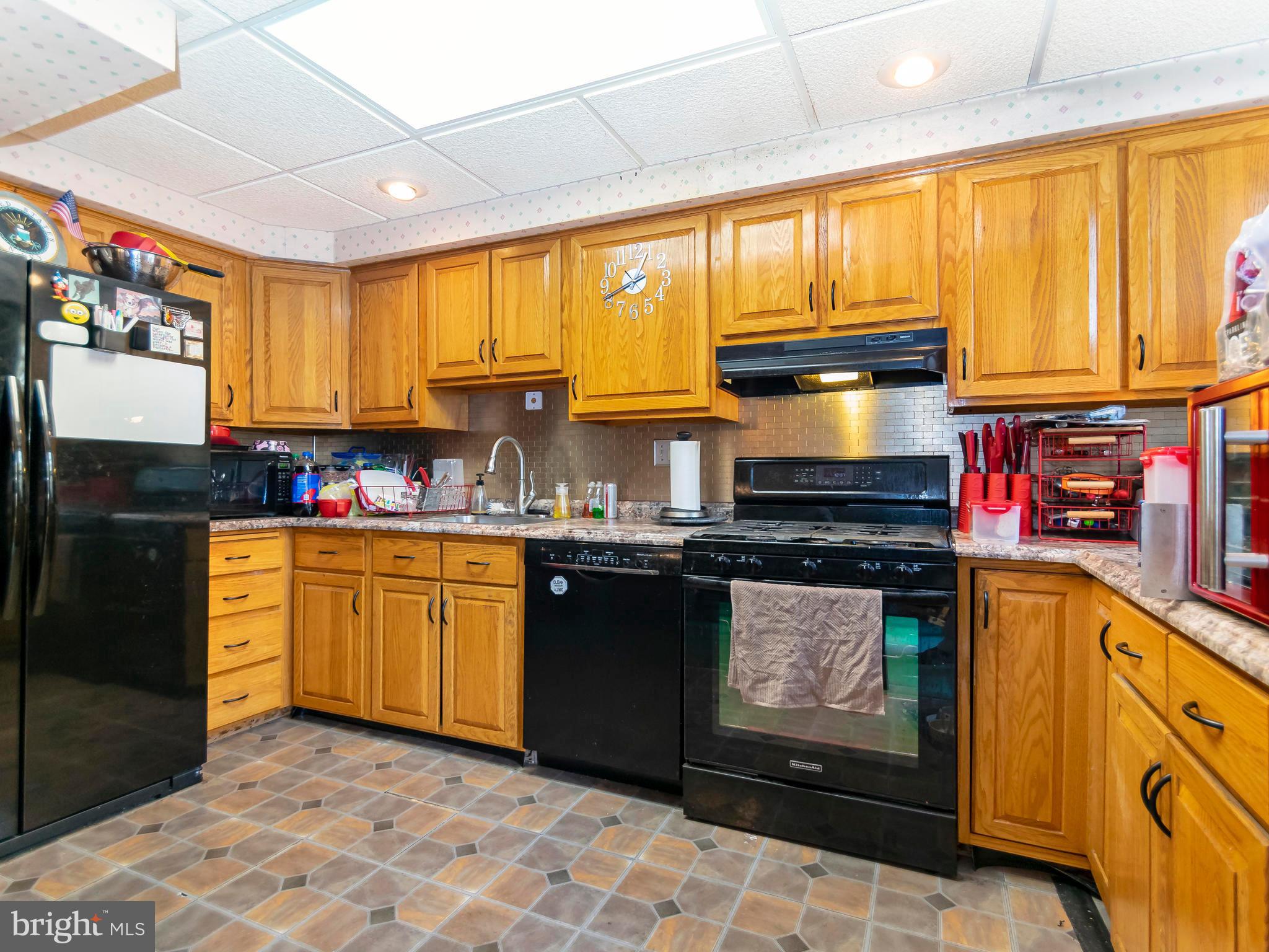 7212 Rutland Street Philadelphia, PA 19149 - Photo 3 of 14 Gallery Image 3