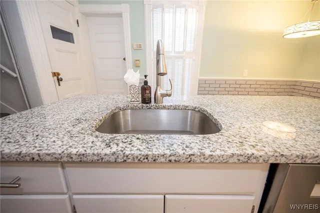 $519,000 | 555 West Ferry Street, Buffalo, NY 14222