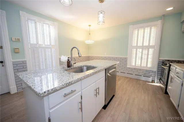 $519,000 | 555 West Ferry Street, Buffalo, NY 14222