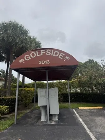 $1,700 | 3031 Holiday Springs Boulevard, Unit 2027, Margate, FL 33063