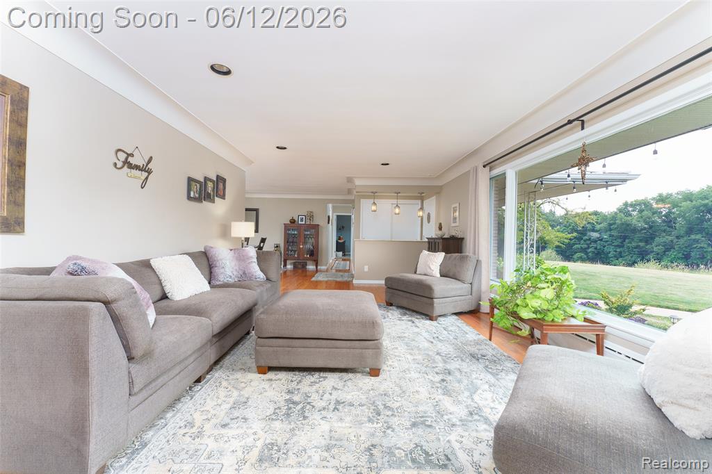 18999 Weller Road Gregory, MI 48137 - Photo 8 of 54