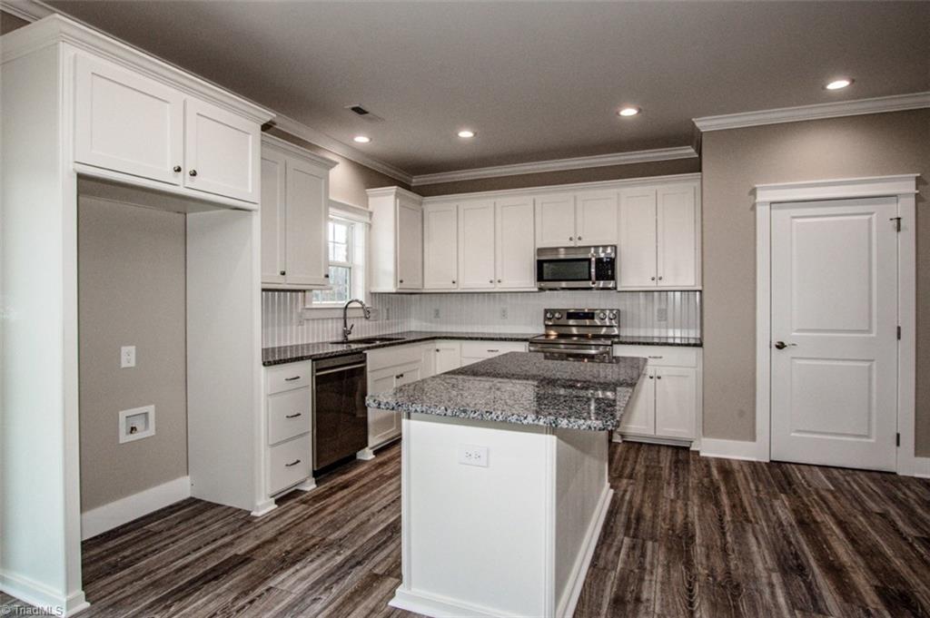 414 Longview Road Statesville, NC 28625 - Photo 15 of 44 Gallery Image 15