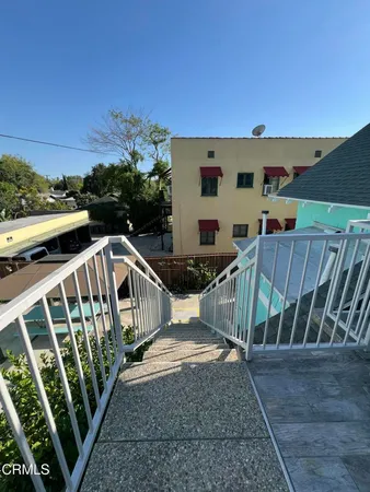 $2,865 | 30 Eastern Avenue, Unit B, Pasadena, CA 91107