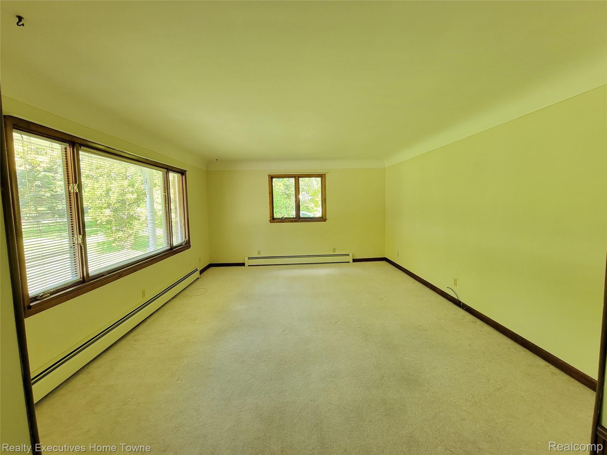 3940 State Road Fort Gratiot, MI 48059 - Photo 12 of 18 20210928_114632.jpg