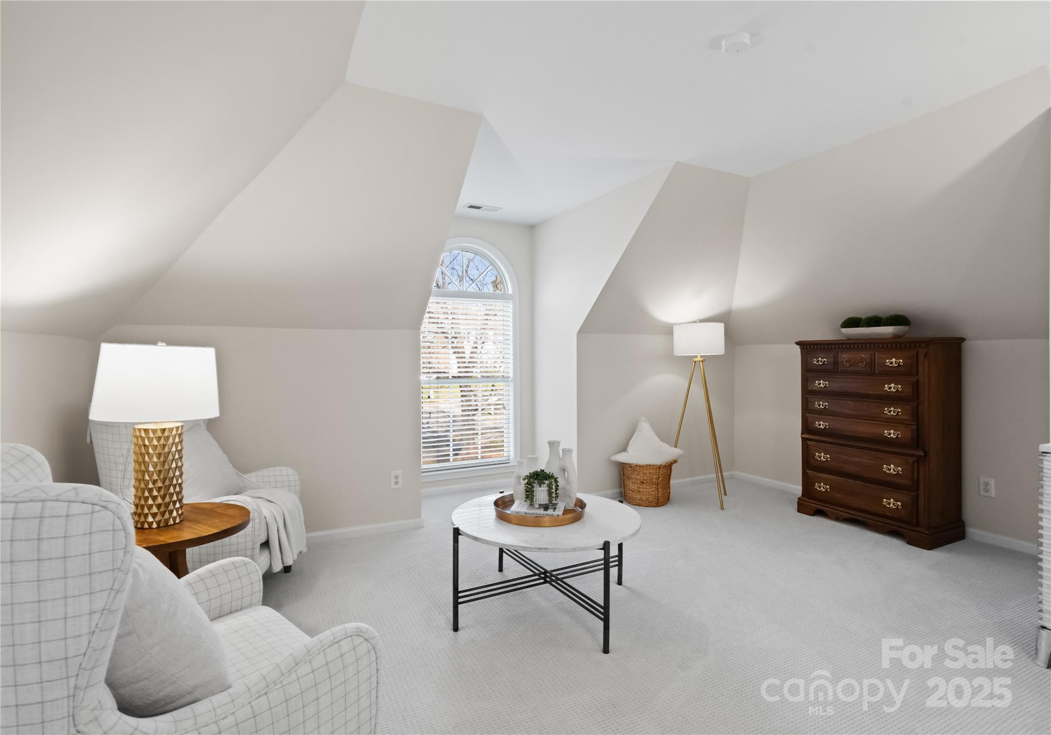 1736 Walnut Crest Lane Matthews, NC 28105 - Photo 26 of 41 a living room with furniture and a lamp