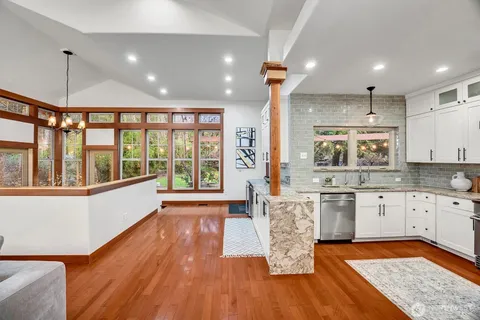 $1,649,500 | 3018 Ilwaco Avenue Northeast, Renton, WA 98059