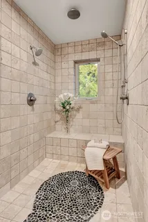 $1,649,500 | 3018 Ilwaco Avenue Northeast, Renton, WA 98059