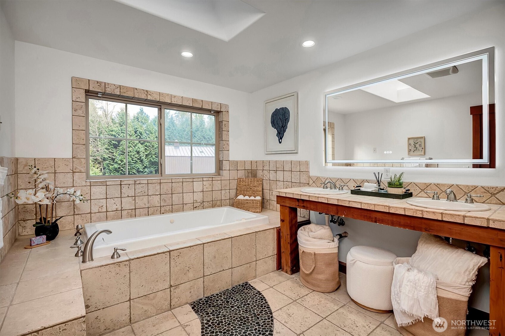 3018 Ilwaco Avenue Northeast Renton, WA 98059 - Photo 26 of 40