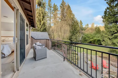 $1,649,500 | 3018 Ilwaco Avenue Northeast, Renton, WA 98059