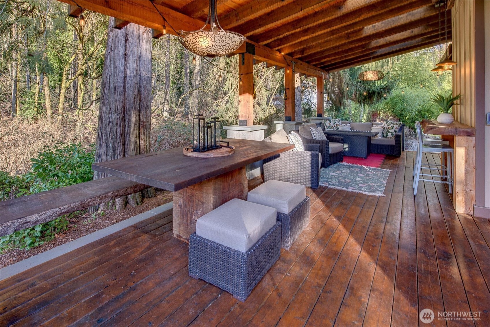 3018 Ilwaco Avenue Northeast Renton, WA 98059 - Photo 9 of 40