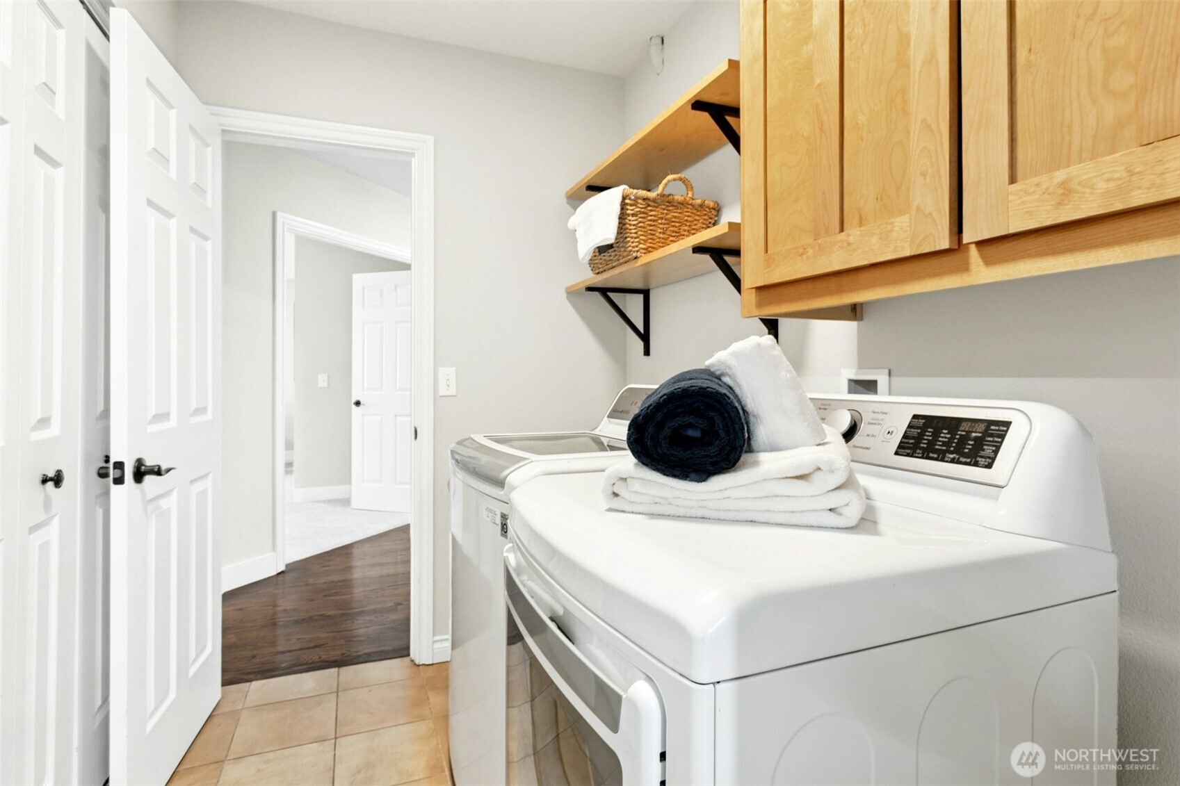 13020 172nd Avenue Southeast Renton, WA 98059 - Photo 22 of 40 a utility room with dryer and washer