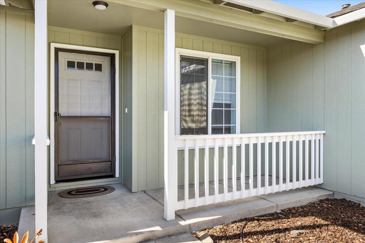 8089 Abbey Road White City, OR 97503 - Photo 5 of 28 05-CI_6638