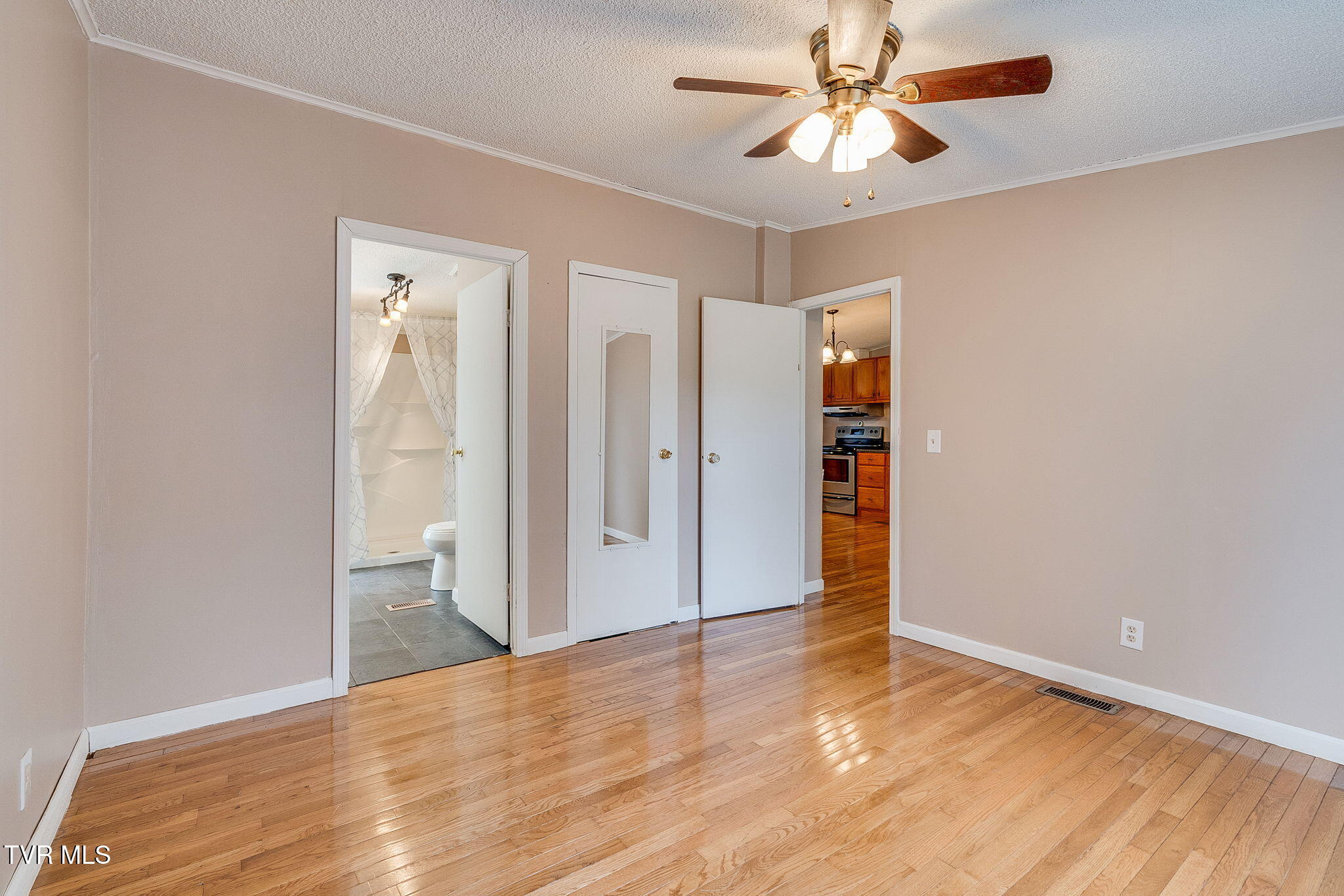 448 Parker Estate Road Gate City, VA 24251 - Photo 11 of 25 011