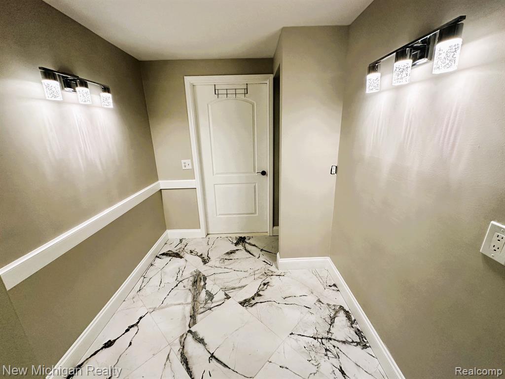 3160 Quail Ridge Circle Rochester Hills, MI 48309 - Photo 34 of 65