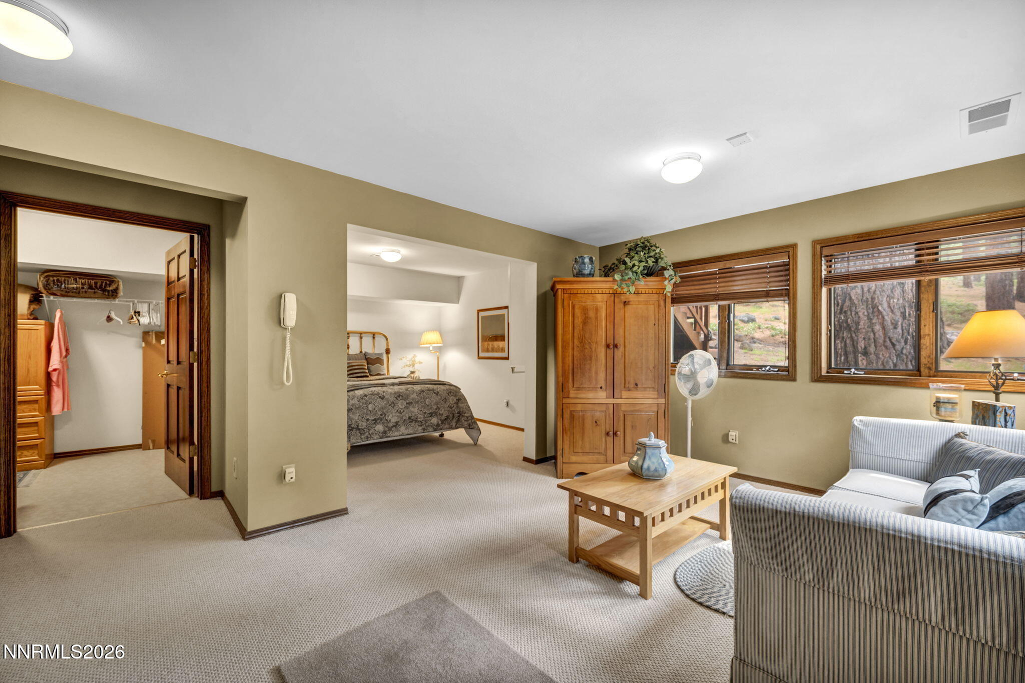 1300 Douglas Fir Drive Reno, NV 89511 - Photo 29 of 38 Guest Suite