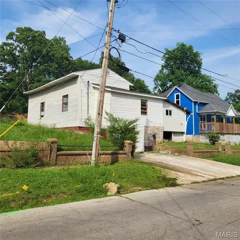 $55,000 | 945 Cedar Street, Poplar Bluff, MO 63901