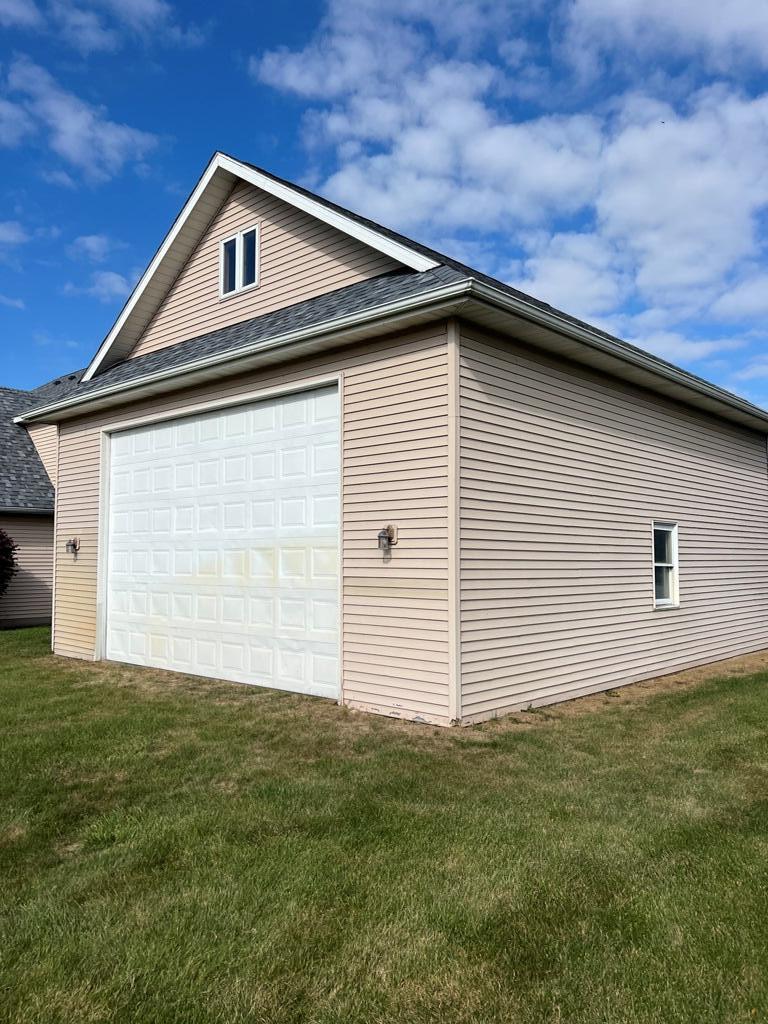 14 Blue Stone Ridge Battle Creek, MI 49014 - Photo 4 of 45 IMG_4203