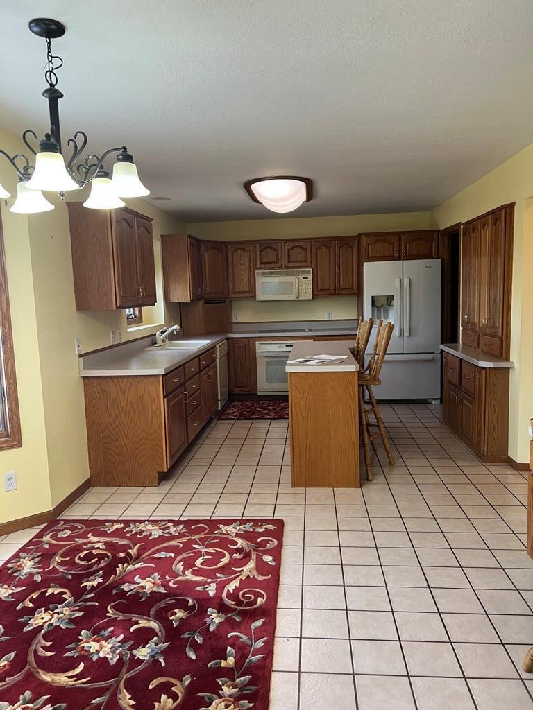 14 Blue Stone Ridge Battle Creek, MI 49014 - Photo 10 of 45 IMG_4214