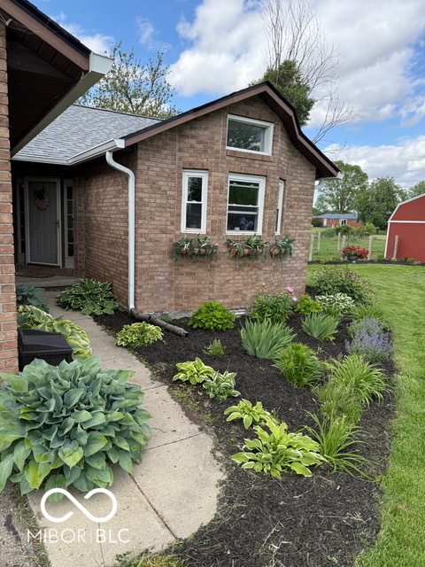 2650 Highway 252 Flat Rock, IN 47234 - Photo 2 of 29