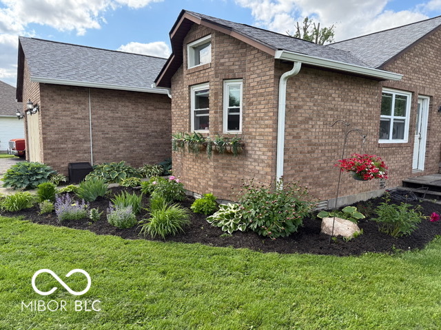 2650 Highway 252 Flat Rock, IN 47234 - Photo 3 of 29