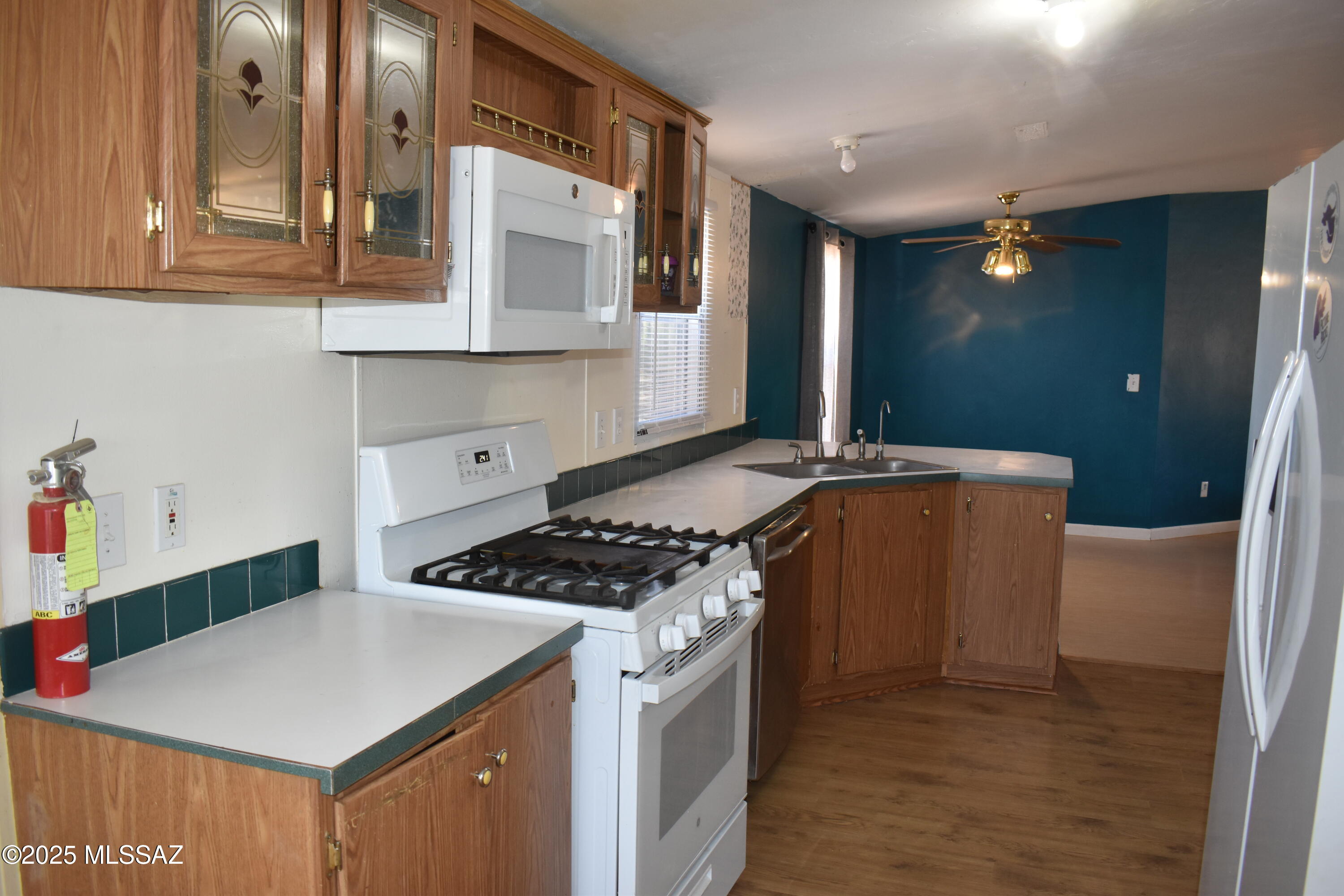 10305 West Orange Grove Road, Unit 3 Tucson, AZ 85743 - Photo 4 of 20