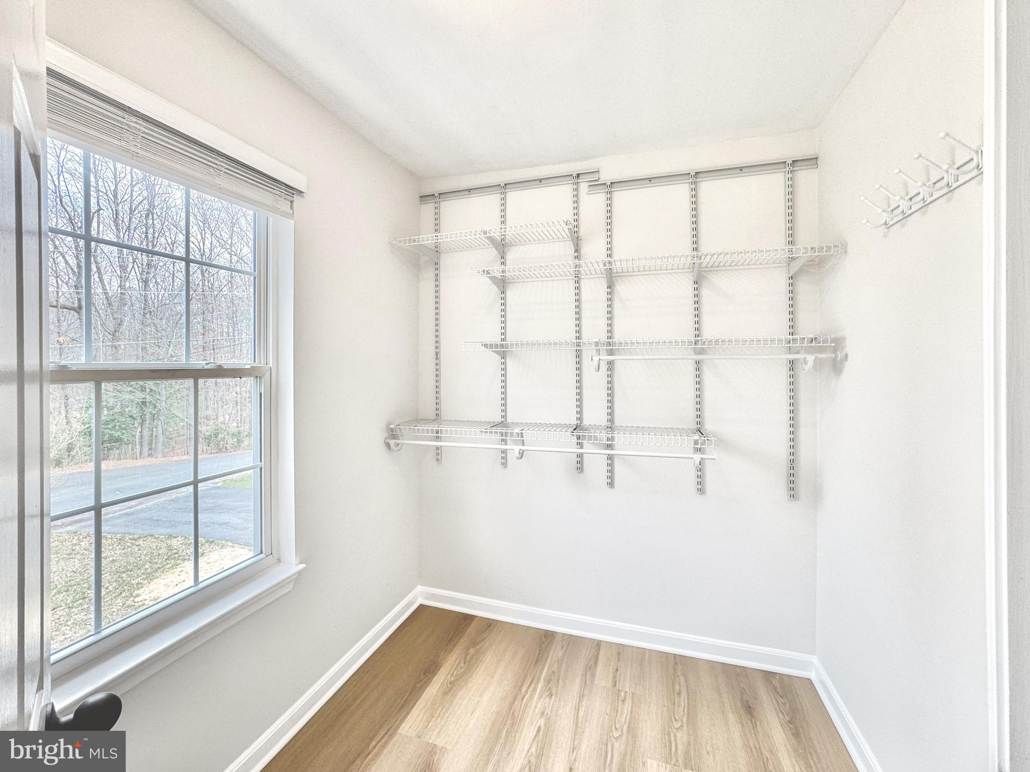 640 Santa Fe Trail Lusby, MD 20657 - Photo 20 of 32 an empty room with a window
