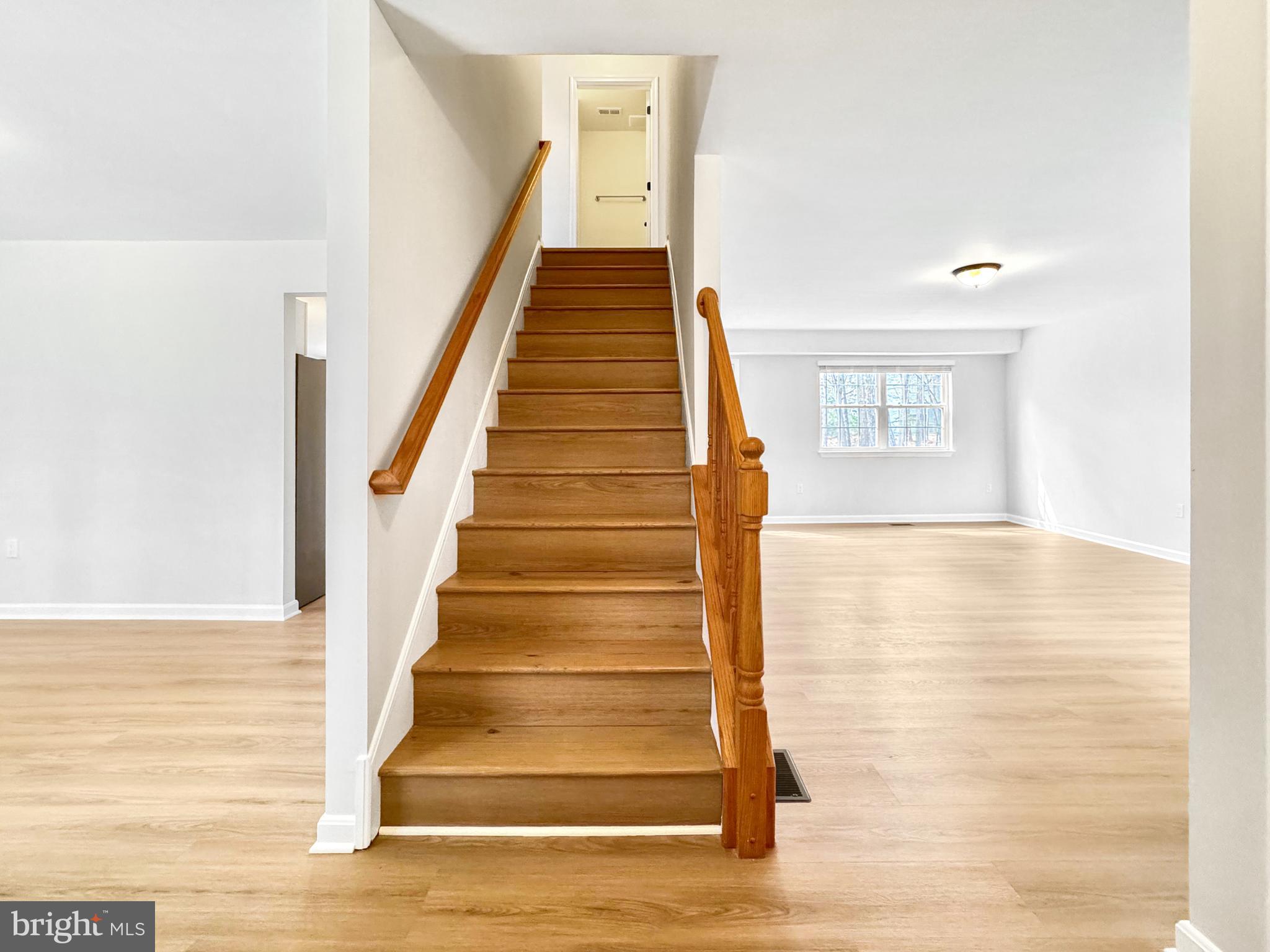 640 Santa Fe Trail Lusby, MD 20657 - Photo 5 of 32 a view of an entryway
