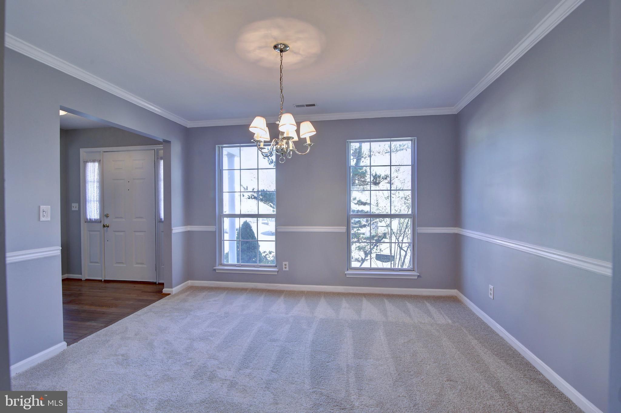 10217 Racquet Circle Manassas, VA 20110 - Photo 4 of 31 Dining Room