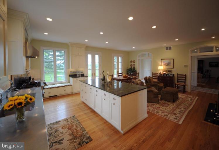 2750 Butler Road Glyndon, MD 21136 - Photo 6 of 7 Kitchen