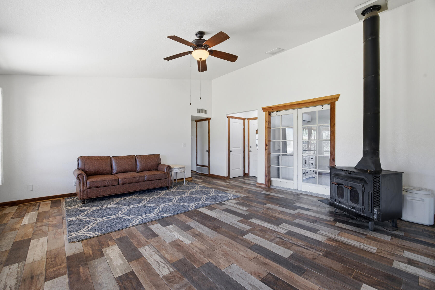 31393 Dahlem Drive Exeter, CA 93221 - Photo 10 of 79 10 - Livingroom (3)